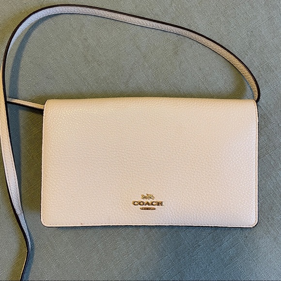 Beautiful Coach Mini Clutch/Purse/crossbody - Picture 4 of 6